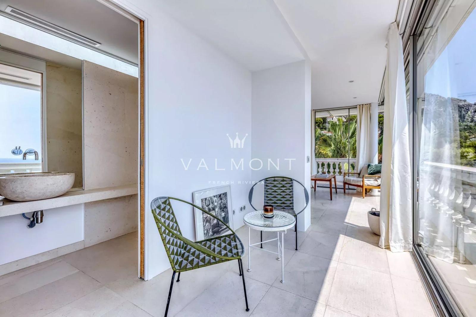 BELLE VILLA AVEC VUE À COUPER LE SOUFFLE SUR LA MER