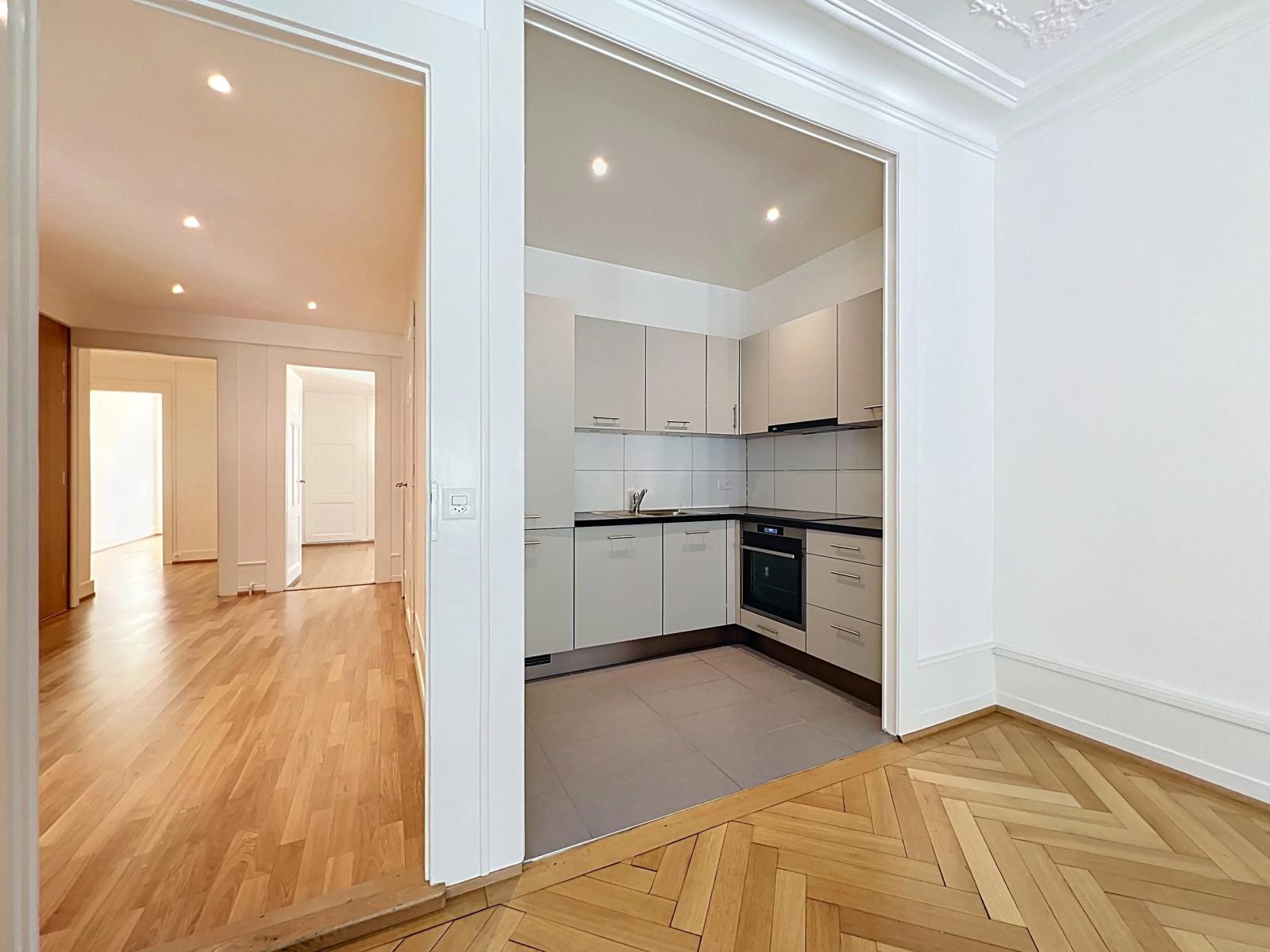 Charmant appartement traversant de 4.5 pièces au cœur des Eaux-Vives