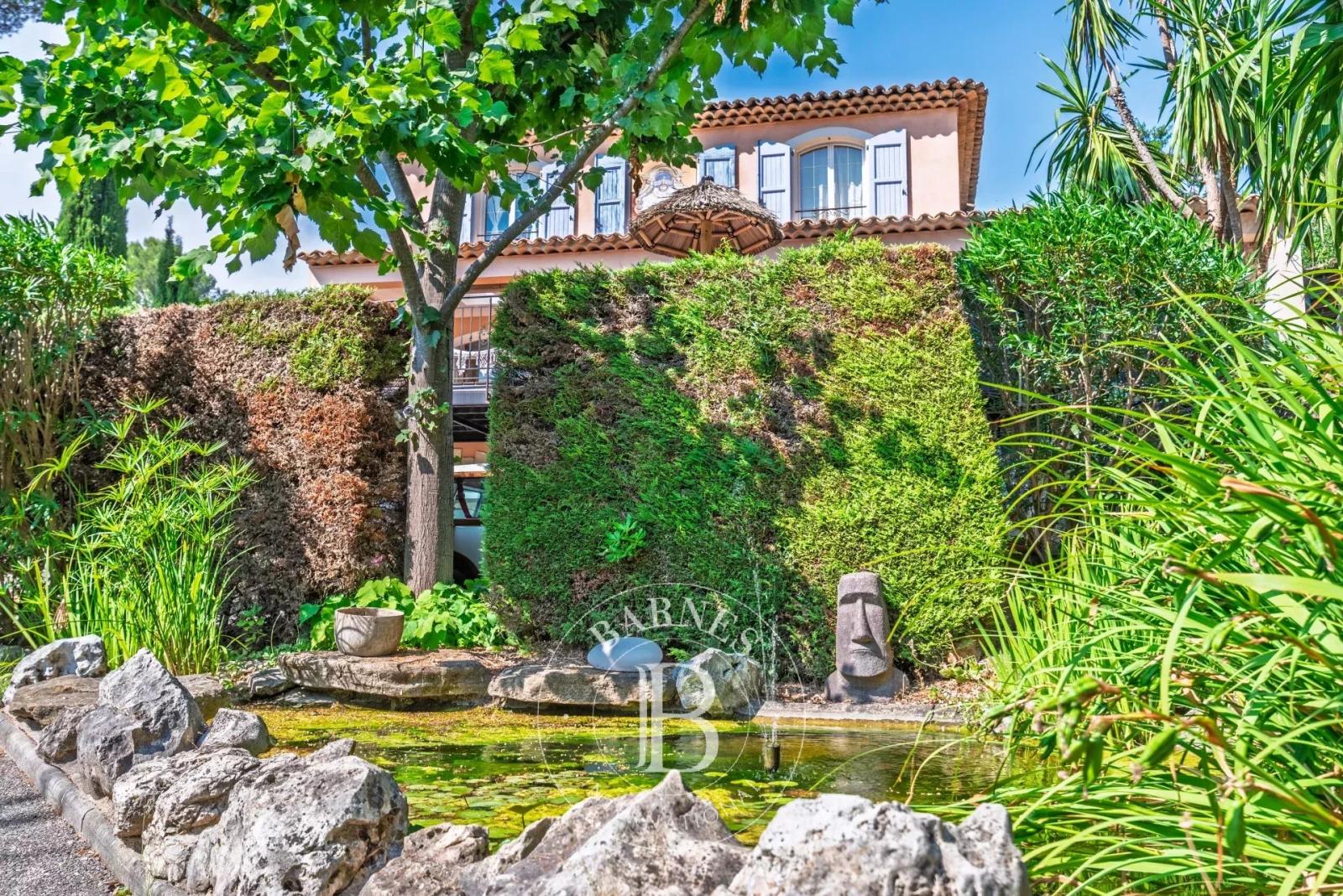 BIOT - Bois Fleuri - Villa au calme avec piscine