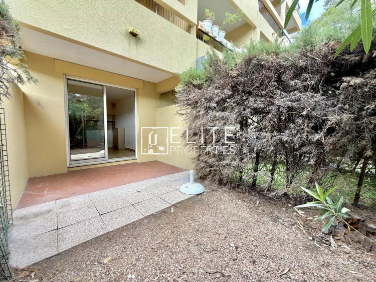 STUDIO 19 M² + JARDIN PRIVATIF – À 1 MIN DE LA MER À PIED – SAINT-RAPHAËL