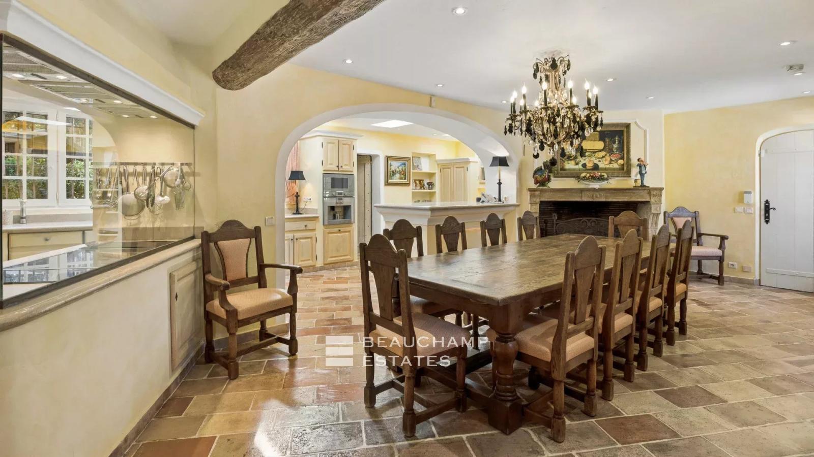 EXCLUSIVITÉ : Propriété d'Exception 9 chambres avec vue mer - La Colle-sur-Loup