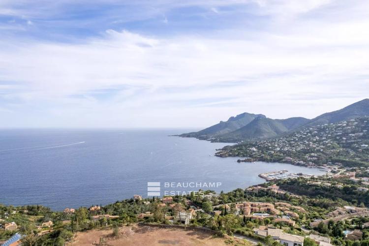 Terrain plat - Vue mer panoramique - Theoule sur Mer
