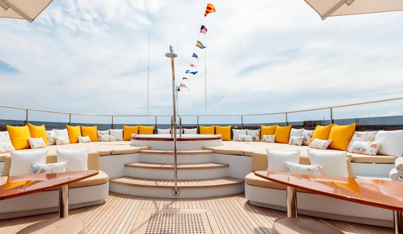 063b9_bfcf4_syx9b_baron_trenck_barcelona_yachting_-_8.jpg