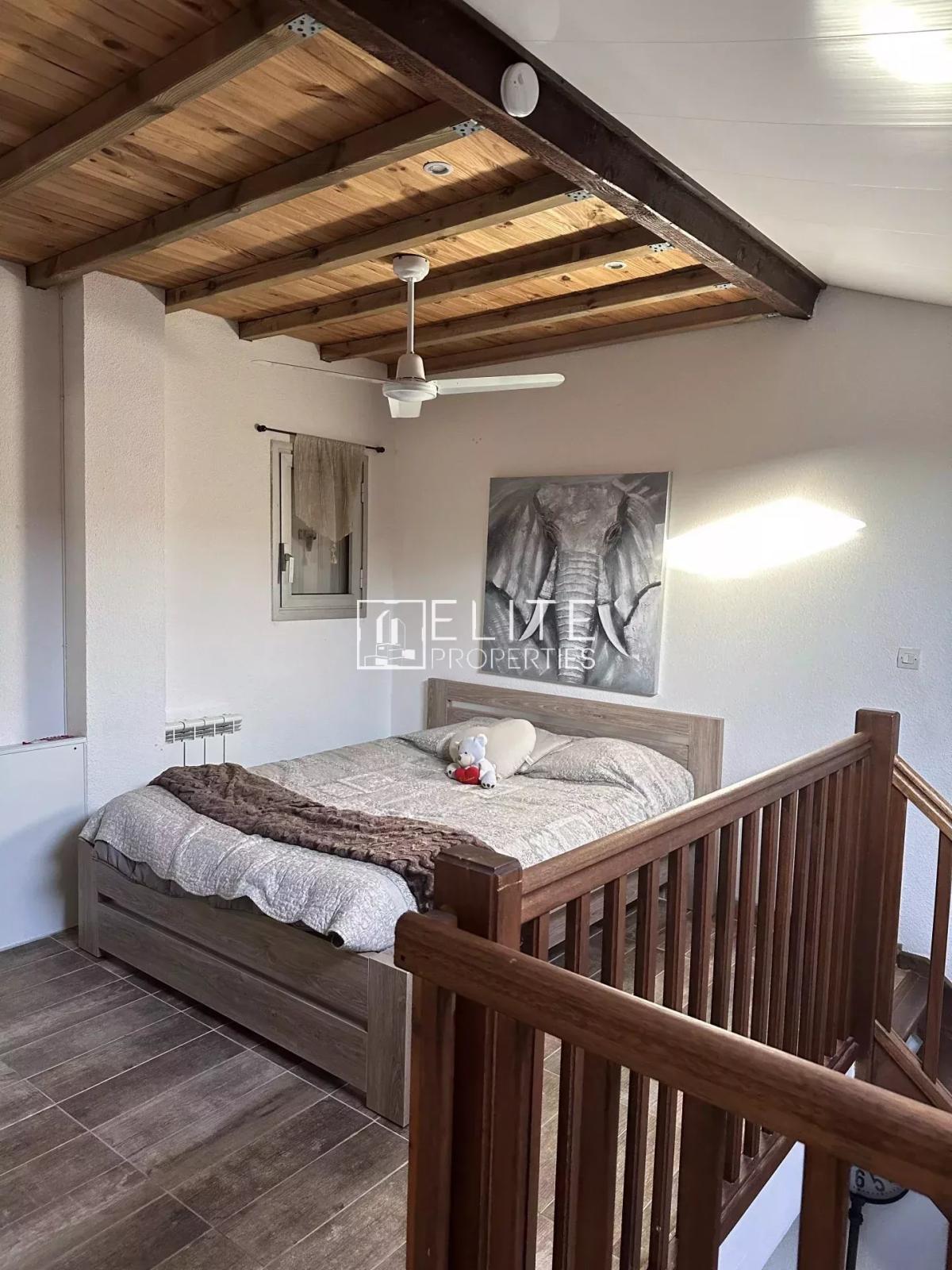 APPARTEMENT DUPLEX 2 PIECES FREJUS