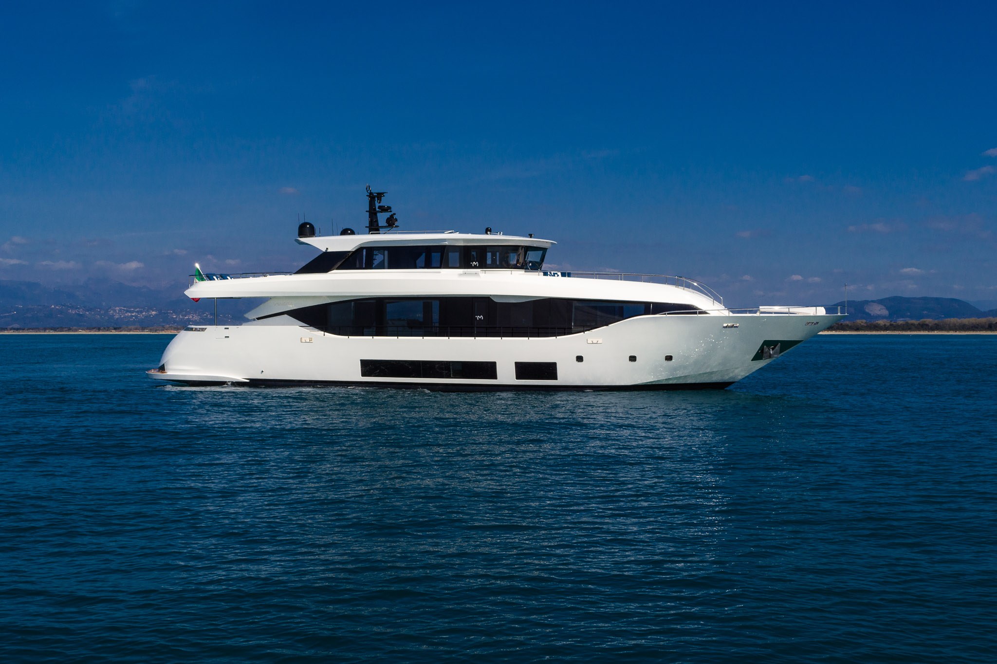 Fipa Maiora 30 convertible-img1