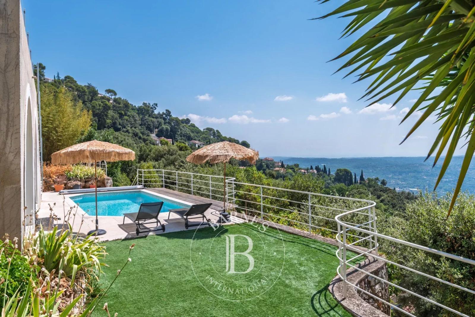 Grasse - Villa familiale avec vue mer panoramique et appartement indépendant