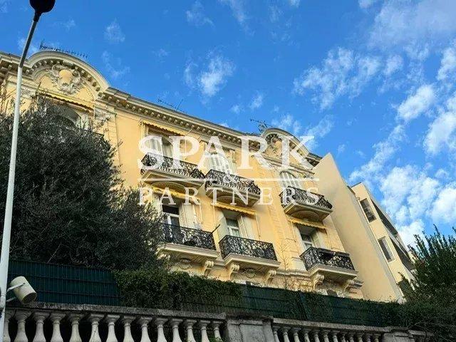 Beausoleil - Limitrophe Monaco Immeuble de grand Standing