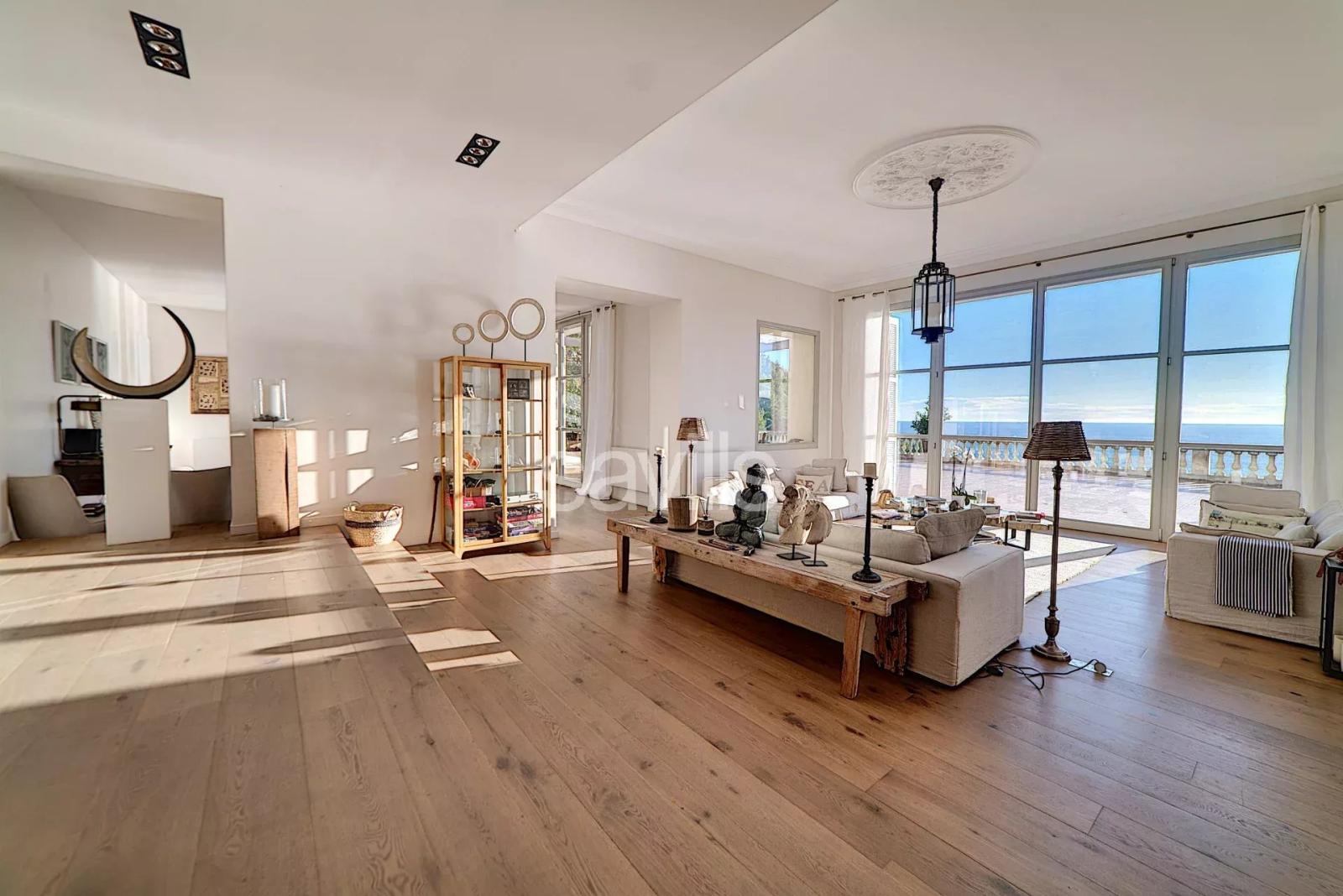 Location de prestige à Cassis – Vue mer & accès plage privé