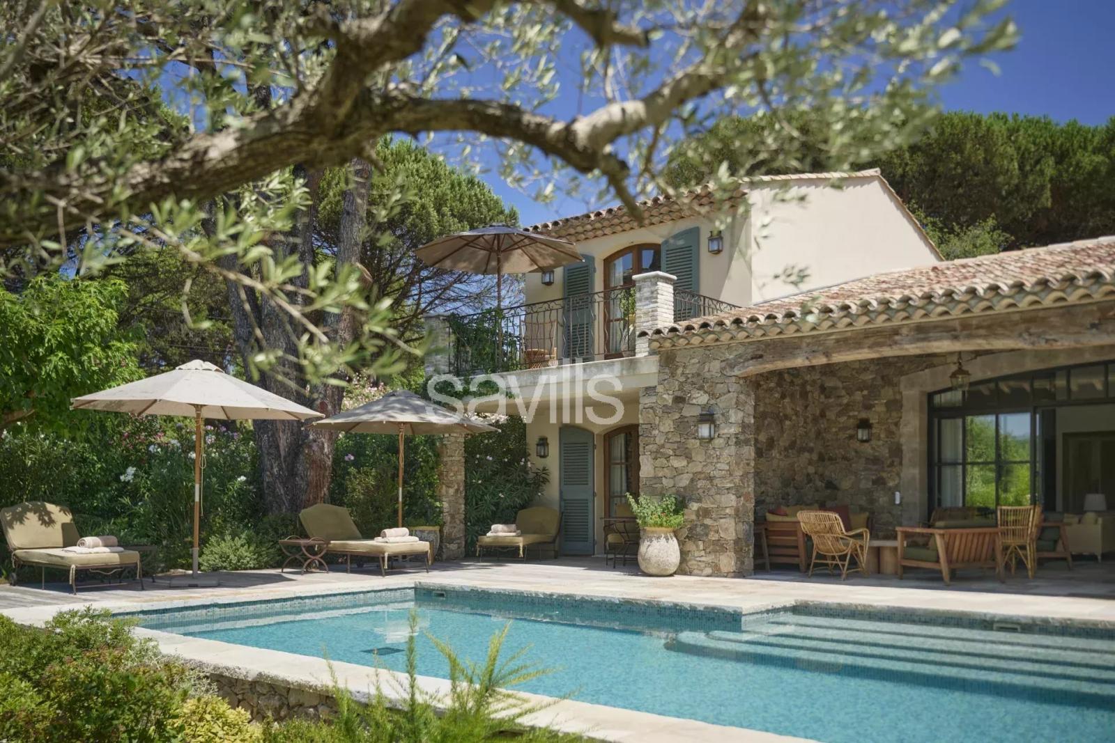 Villa d’Exception au Charme Authentique – Proche Centre de Saint-Tropez et Plages de Pampelonne