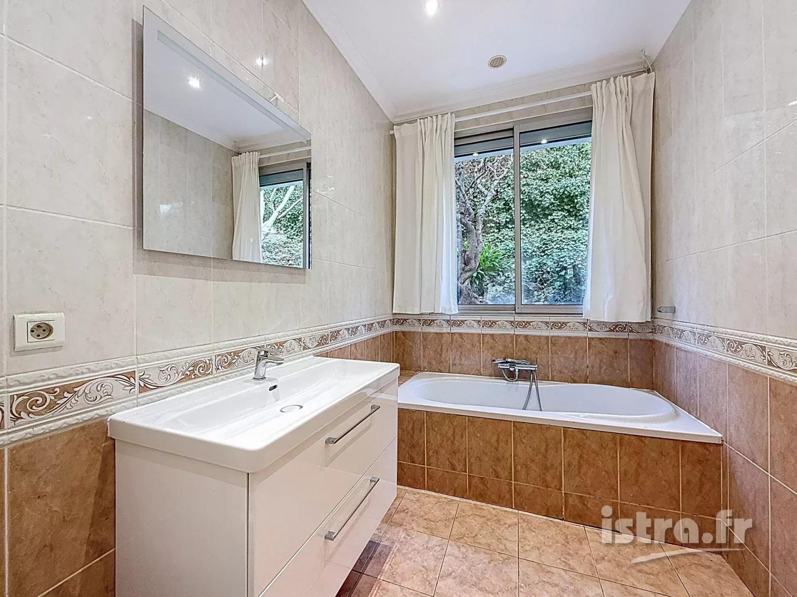 Nice Baumettes – Élégant 3 pièces de plain-pied à deux pas de la mer