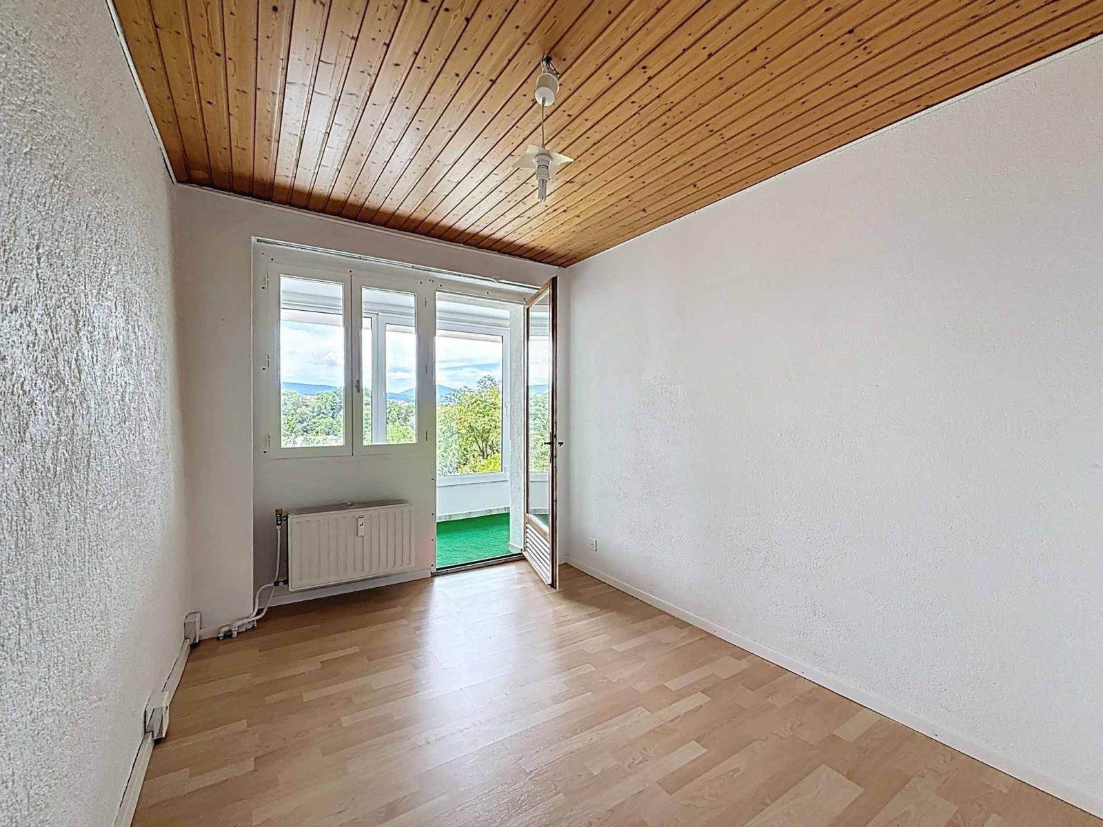 Triplex de 3.5 pièces avec terrasses et studio indépendant
