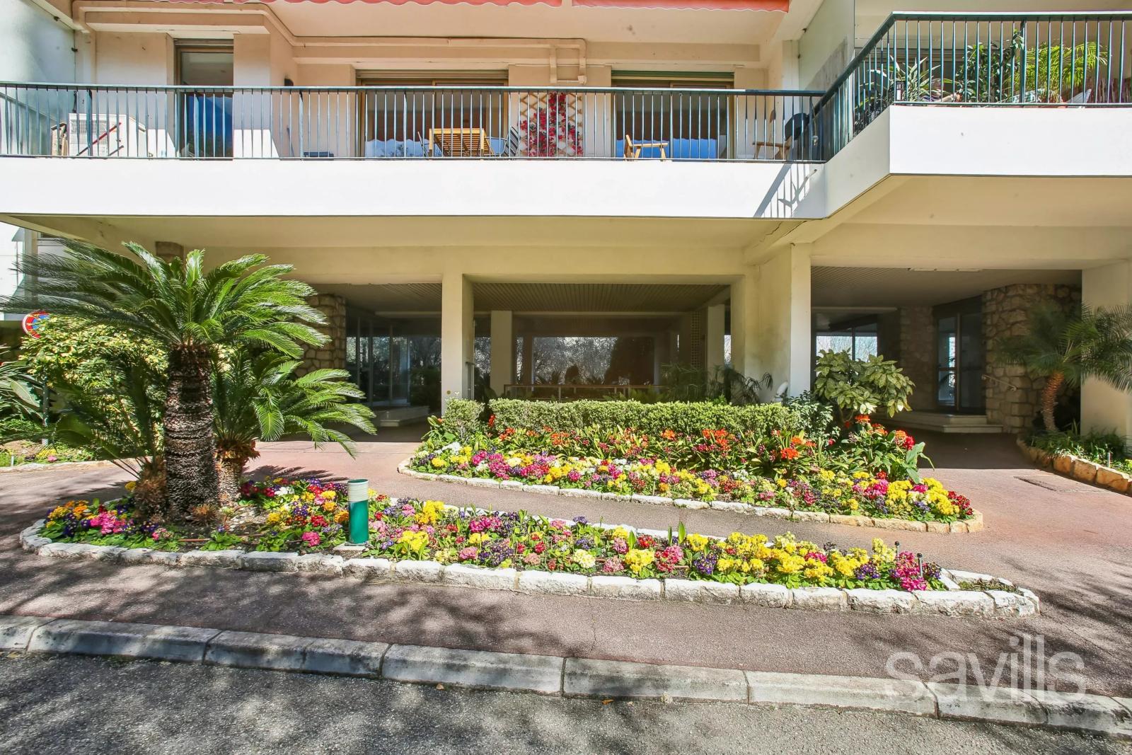 Charmant appartement une pièce avec vue mer à Nice