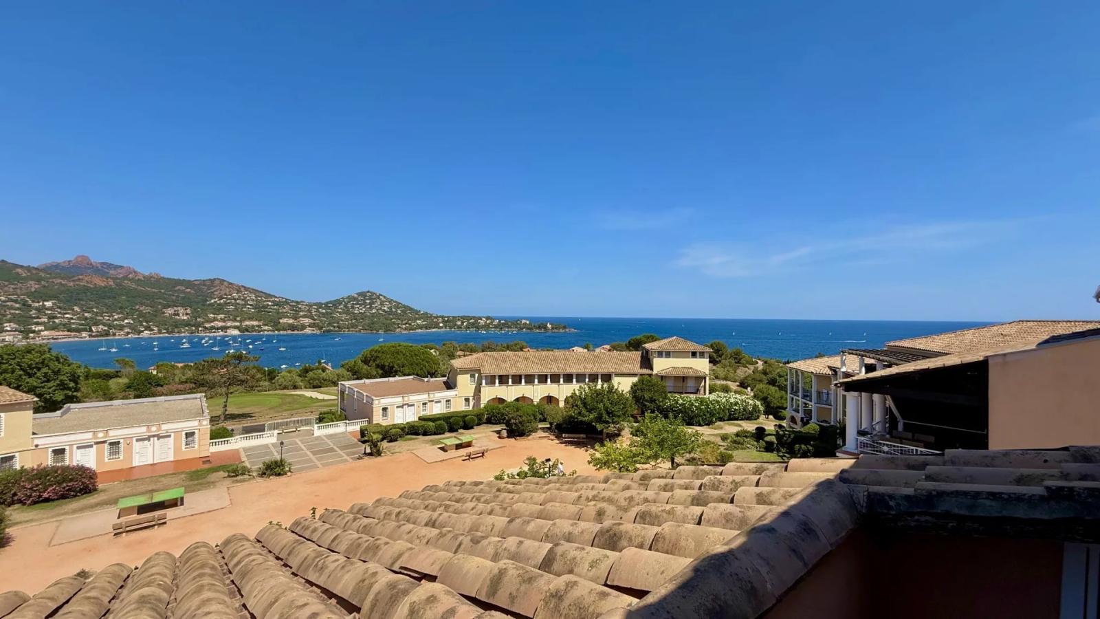 AGAY CAP ESTEREL - Coup de coeur