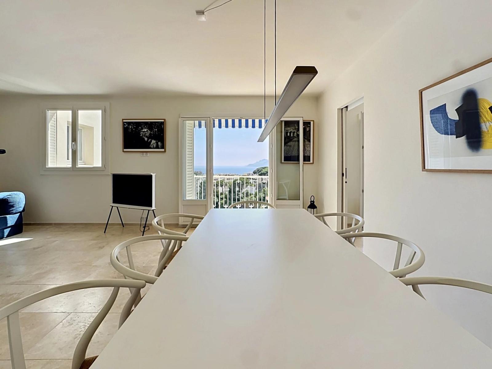 CANNES PETIT JUAS - TERRASSE - VUE MER PANORAMIQUE