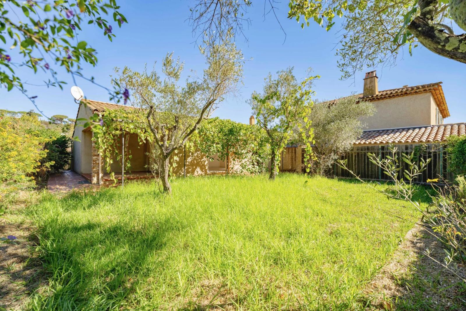 Villa de luxe à vendre Les Salins Saint-Tropez – à Pieds centre et plage