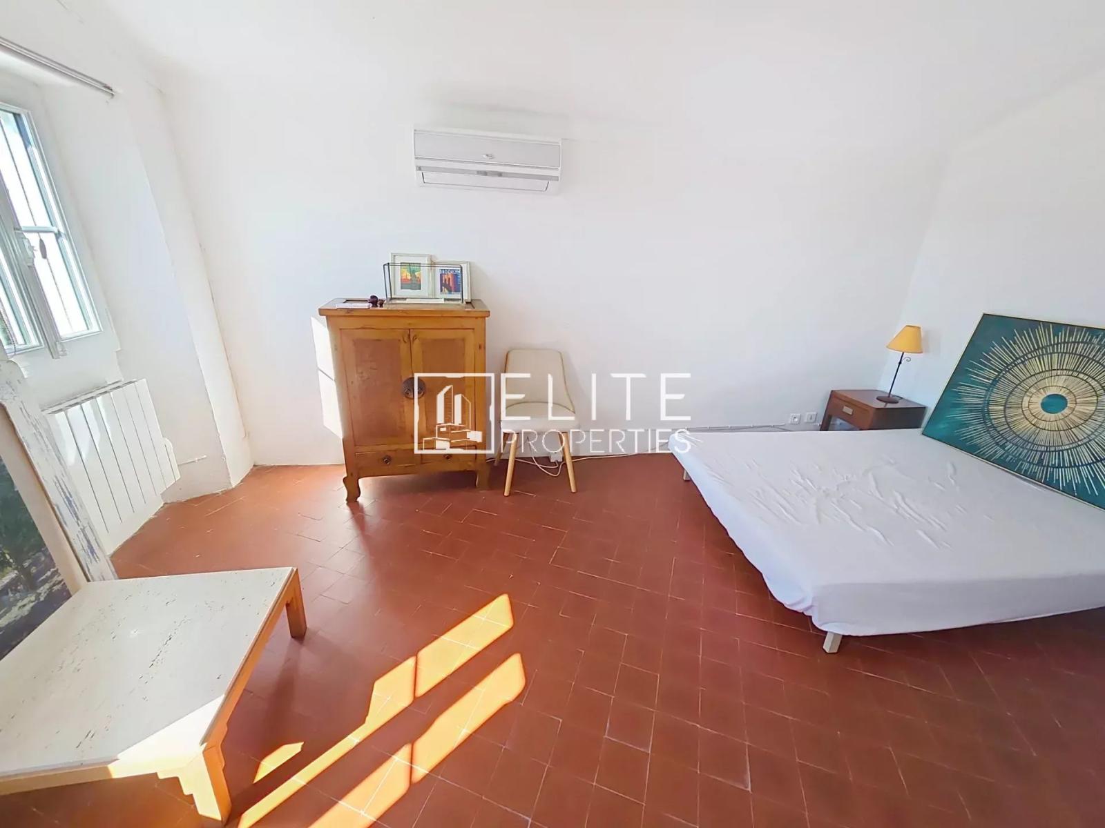 MAISON 4 PIECES + STUDIO GRASSE ST-JACQUES