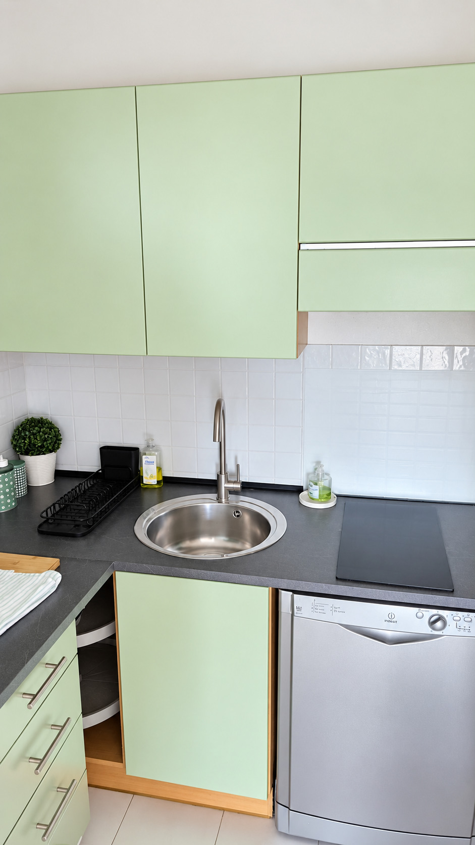 127e6_interieur-baigne-de-lumiere-naturelle-2-1791369308.jpg