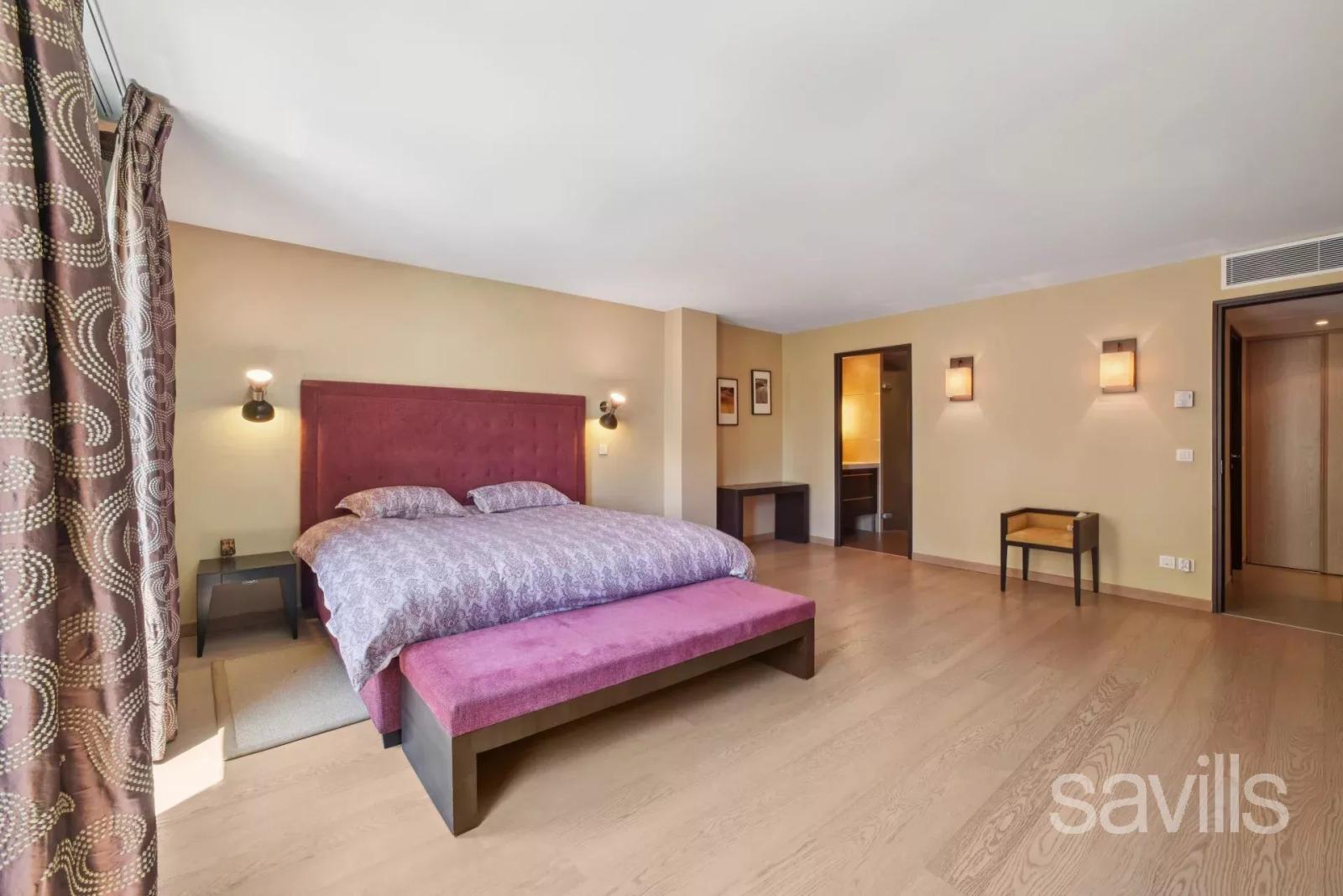 Appartement d'exception dans une résidence avec piscine