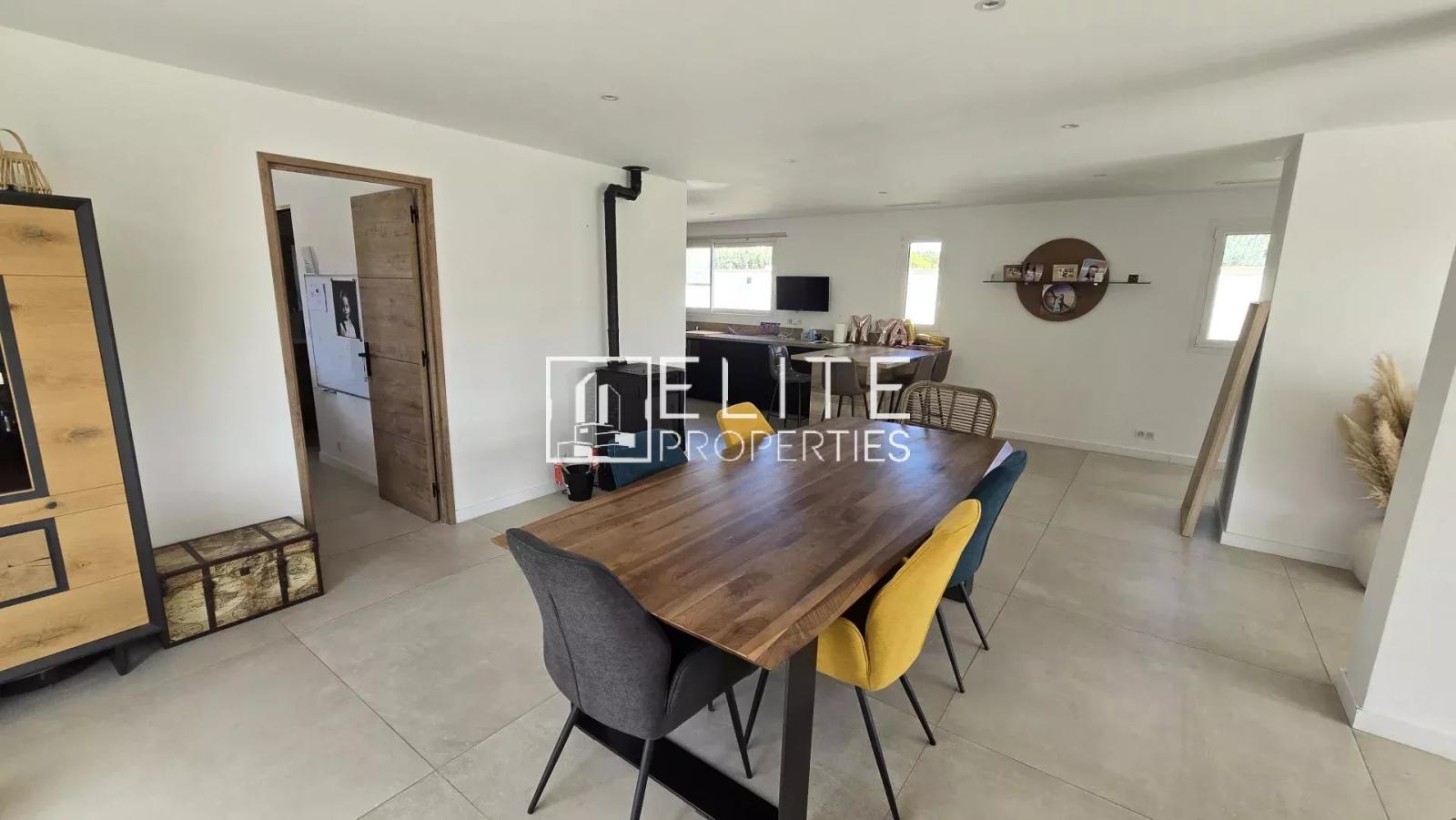 MAISON 7 PIÈCES DE 255 m² – GRASSE