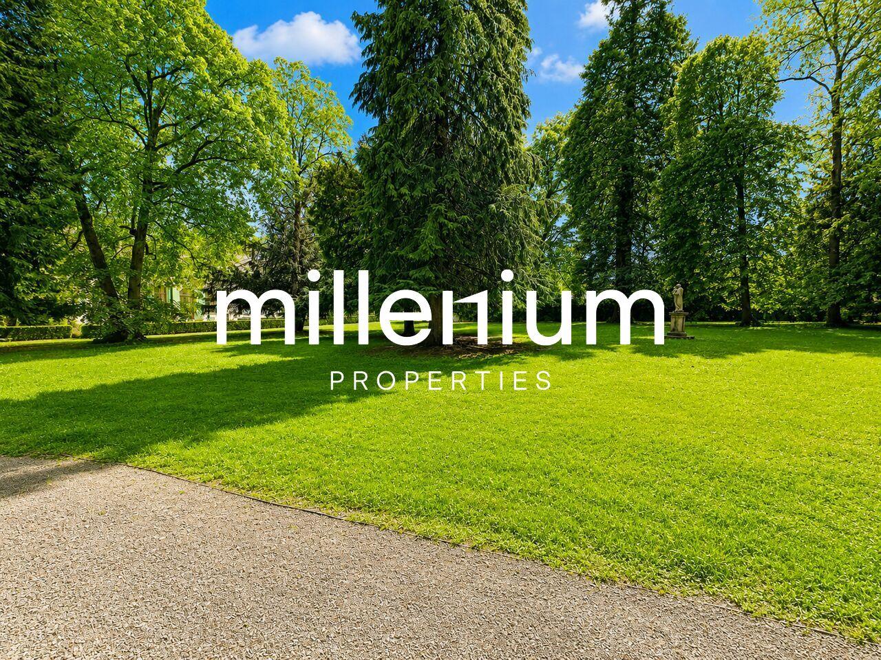Charming Garden-Level Duplex Apartment — Satigny