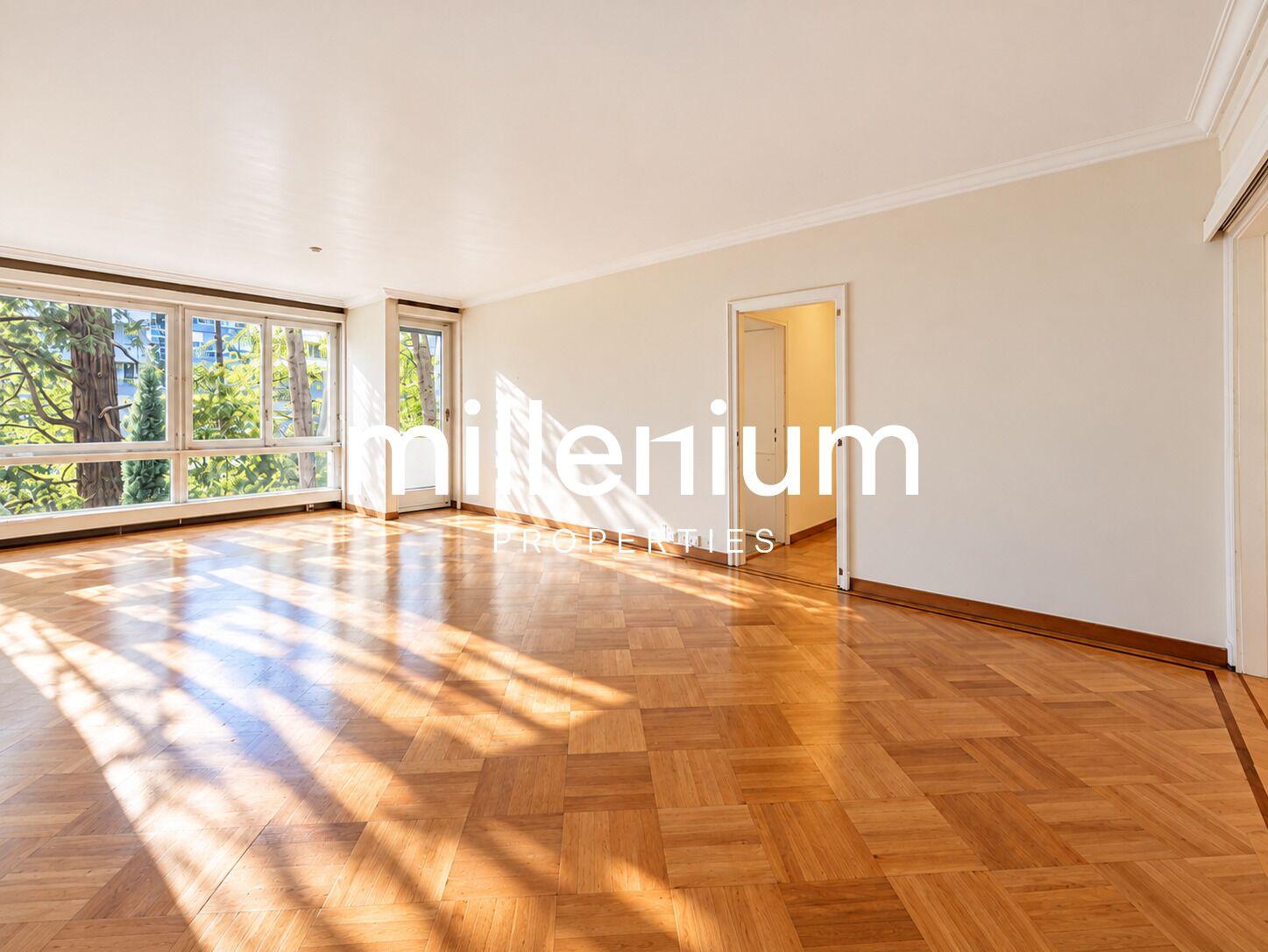 Exclusivité | Élégant appartement de 138 m² avec piscine extérieure