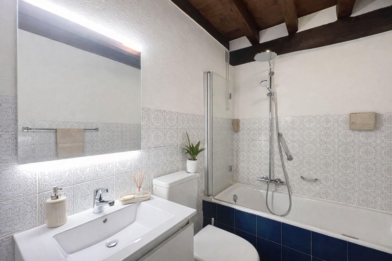 Maison de charme avec jardin arboré à Collex