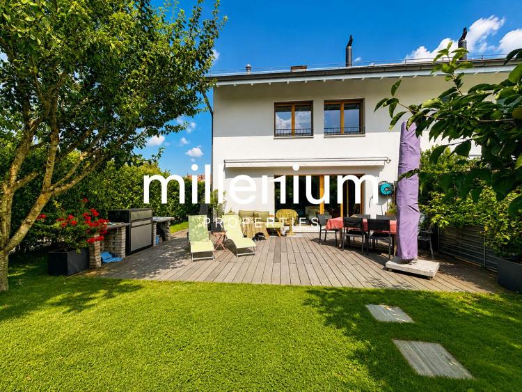 Exclusivité- Belle villa familiale avec piscine