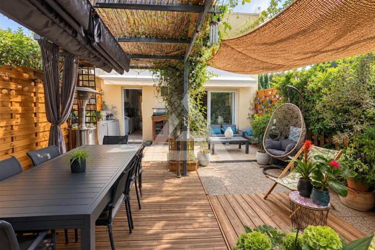 ROQUEBRUNE CAP MARTIN - 3 PIECES - JARDIN PRIVATIF
