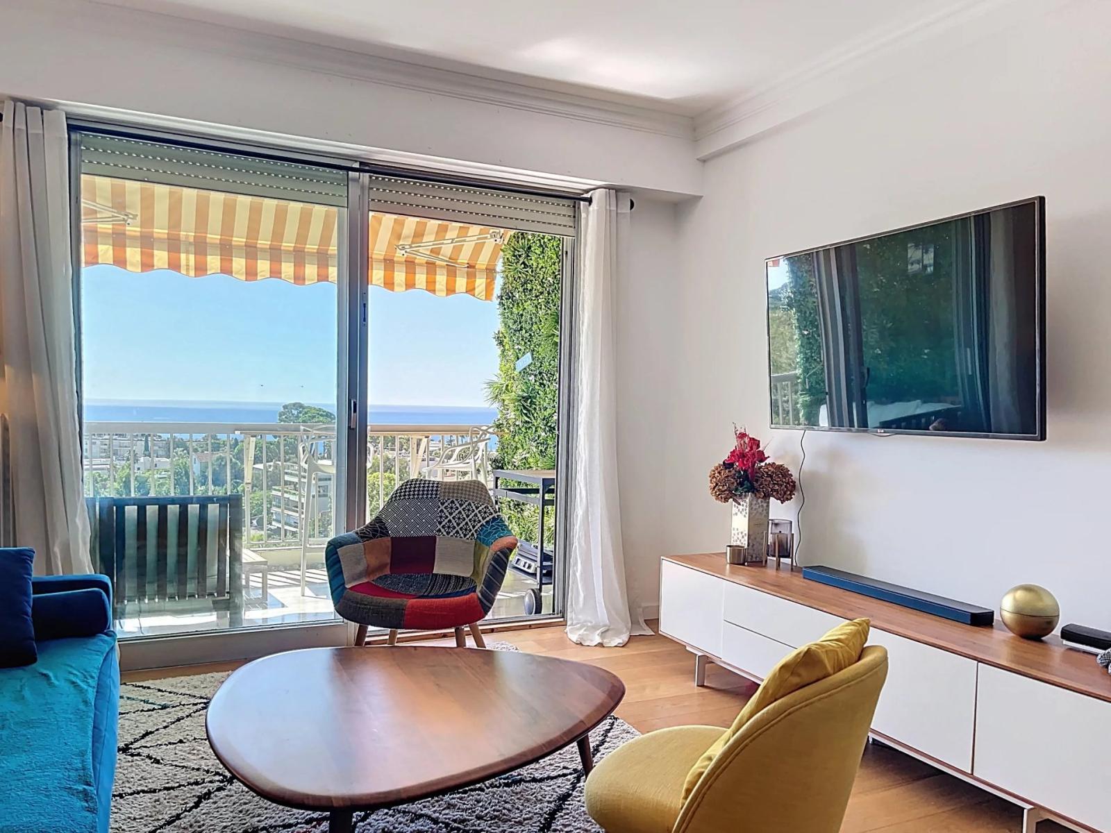 CANNES - CROIX DES GARDES- VUE MER