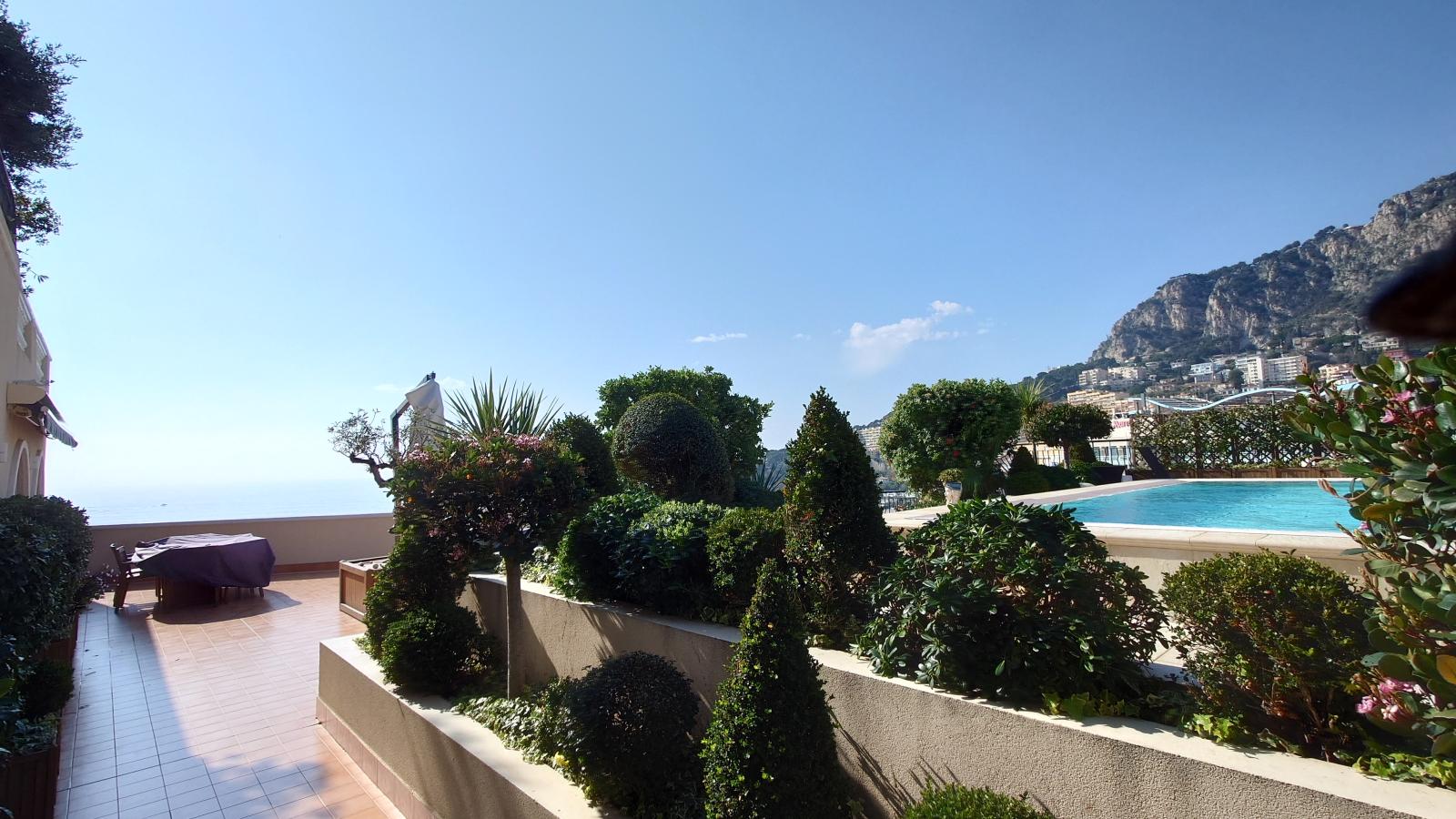 Appartement exceptionnel avec piscine privative et vue panoramique mer !