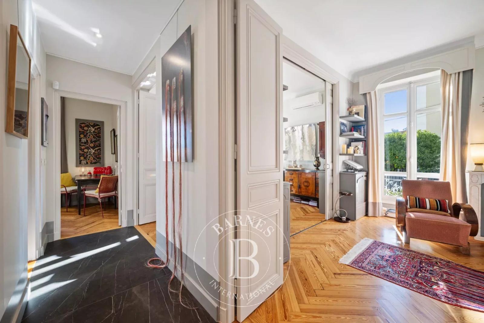 BEAULIEU-SUR-MER – APPARTEMENT D’EXCEPTION DANS UNE VILLA INDÉPENDANTE