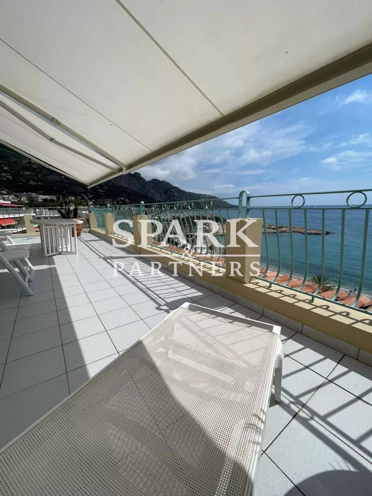 Menton - Garavan - Penthouse 2 pieces vue mer panoramique