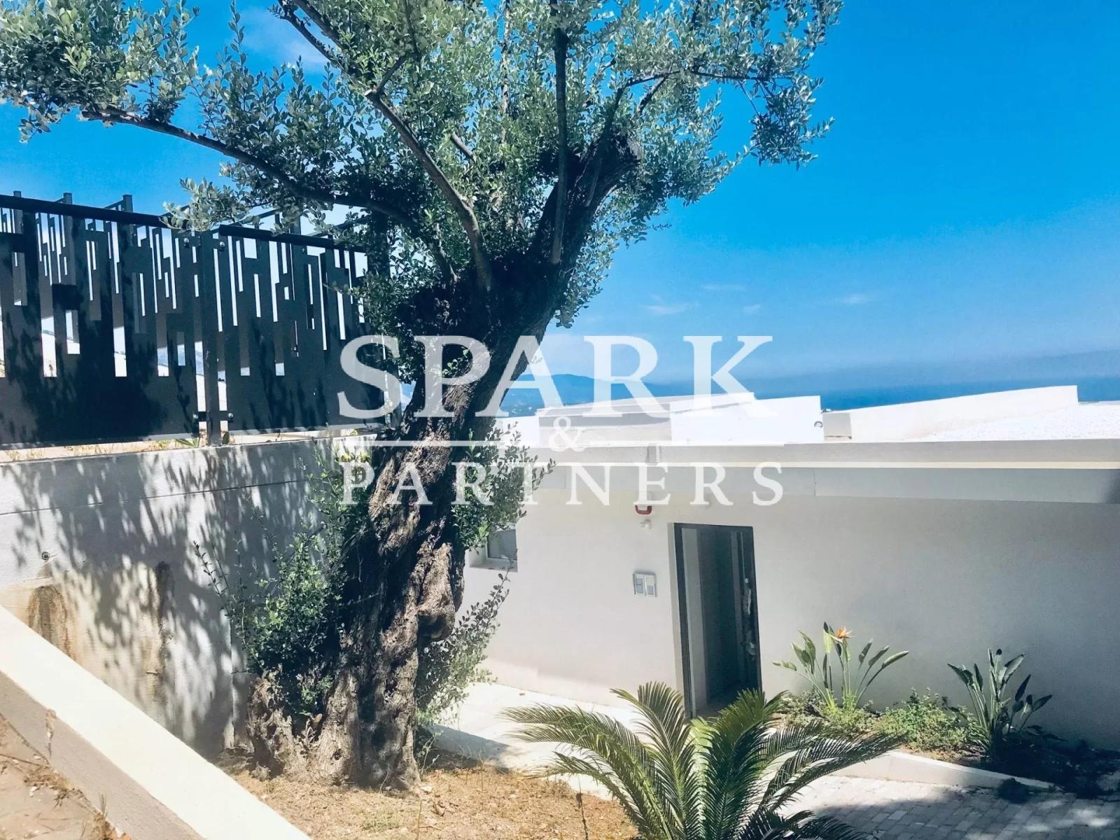 Cap d'Ail - Appartement 3 pièces avec une vue imprenable sur la mer et piscine