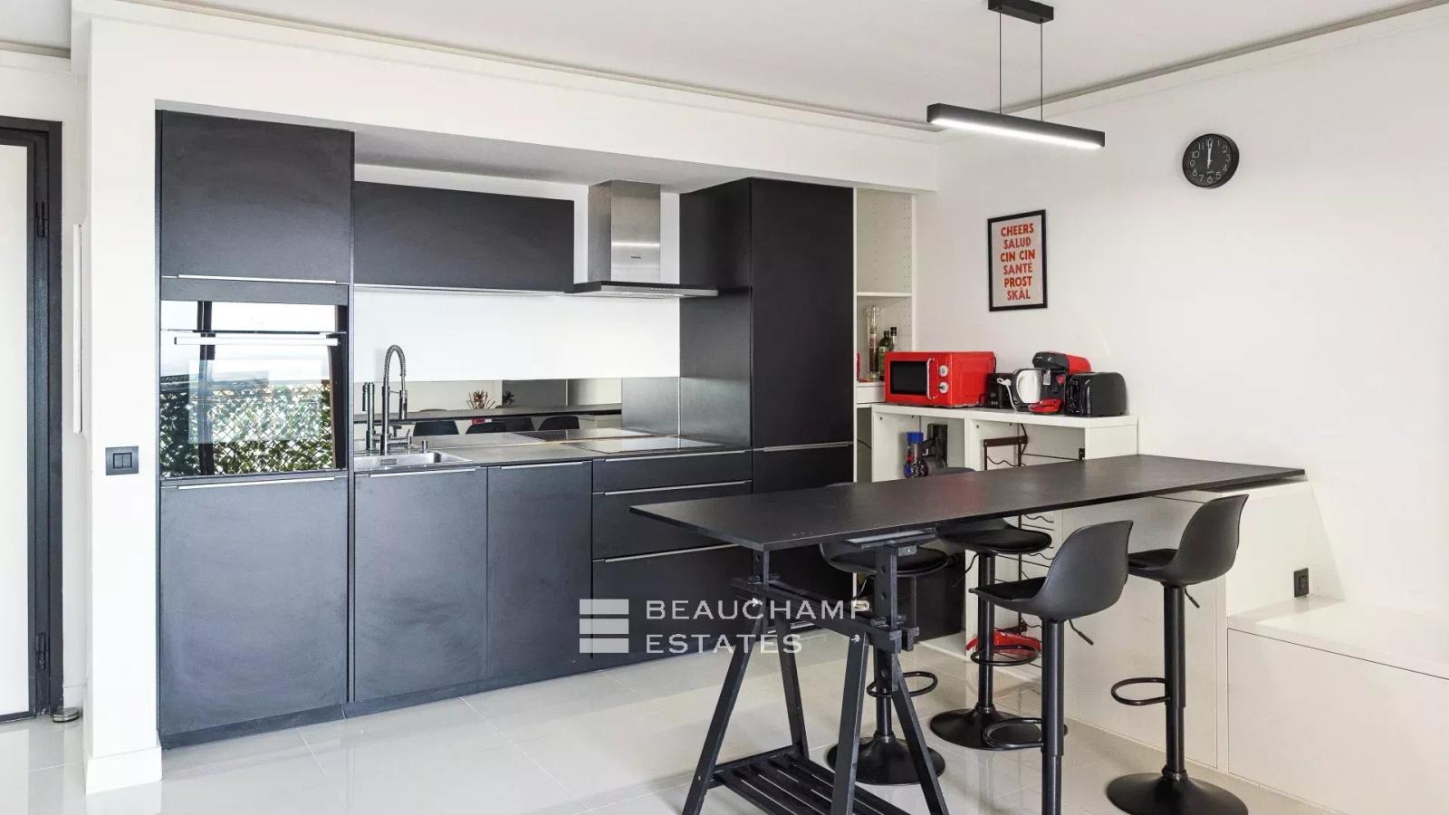Appartement 2 pièces vue mer panoramique – Cap d’Ail
