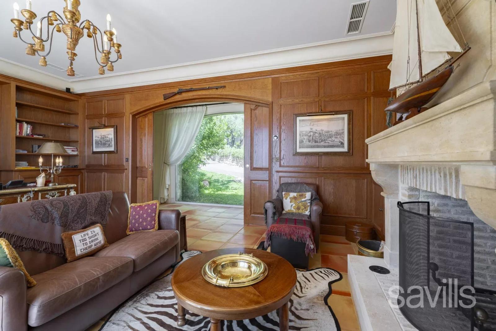 Luxueuse propriété avec vue mer panoramique.