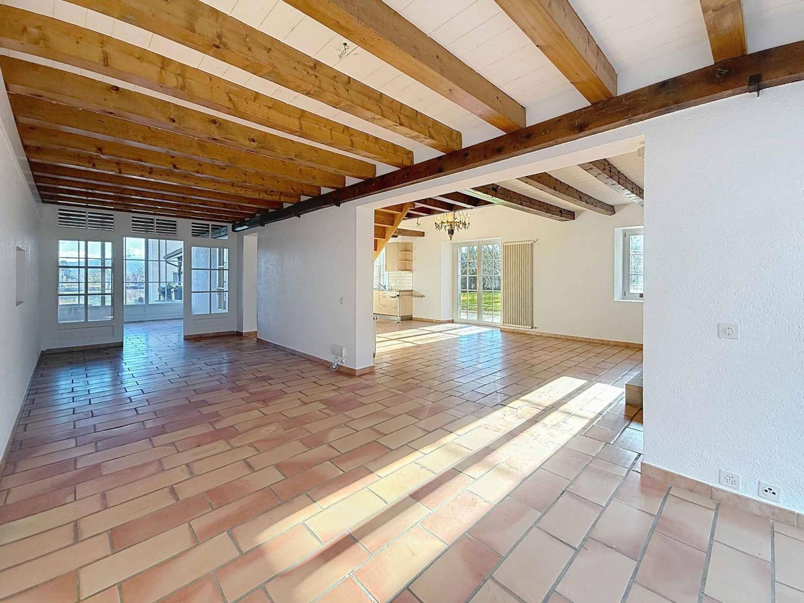 En EXCLUSIVITÉ ! Magnifique maison authentique au charme indéniable