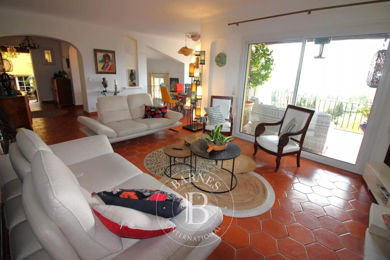Peymeinade limite Grasse Saint-François | Bastide de charme - 6 chambres