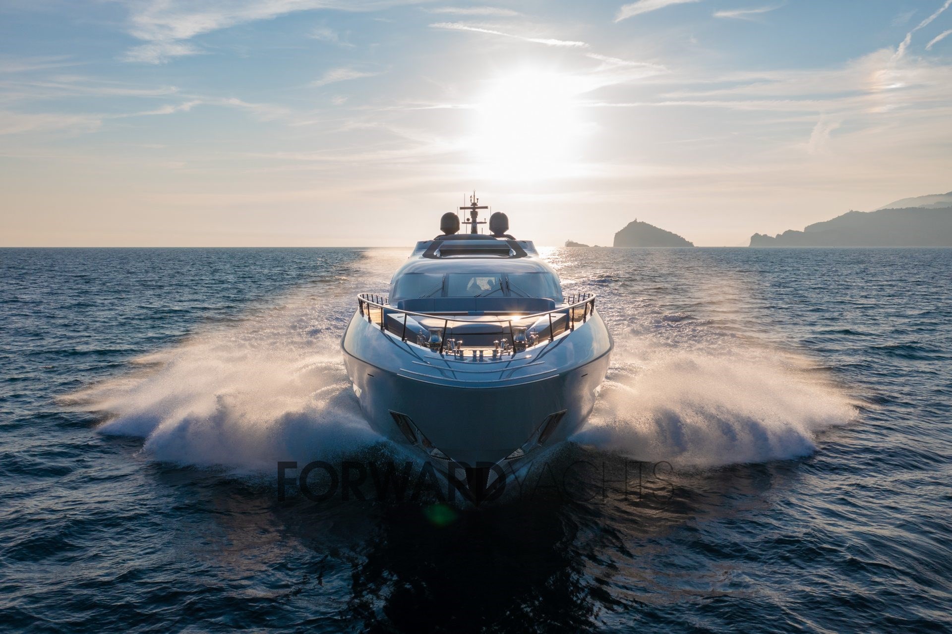 Overmarine Mangusta 104 rev-img1