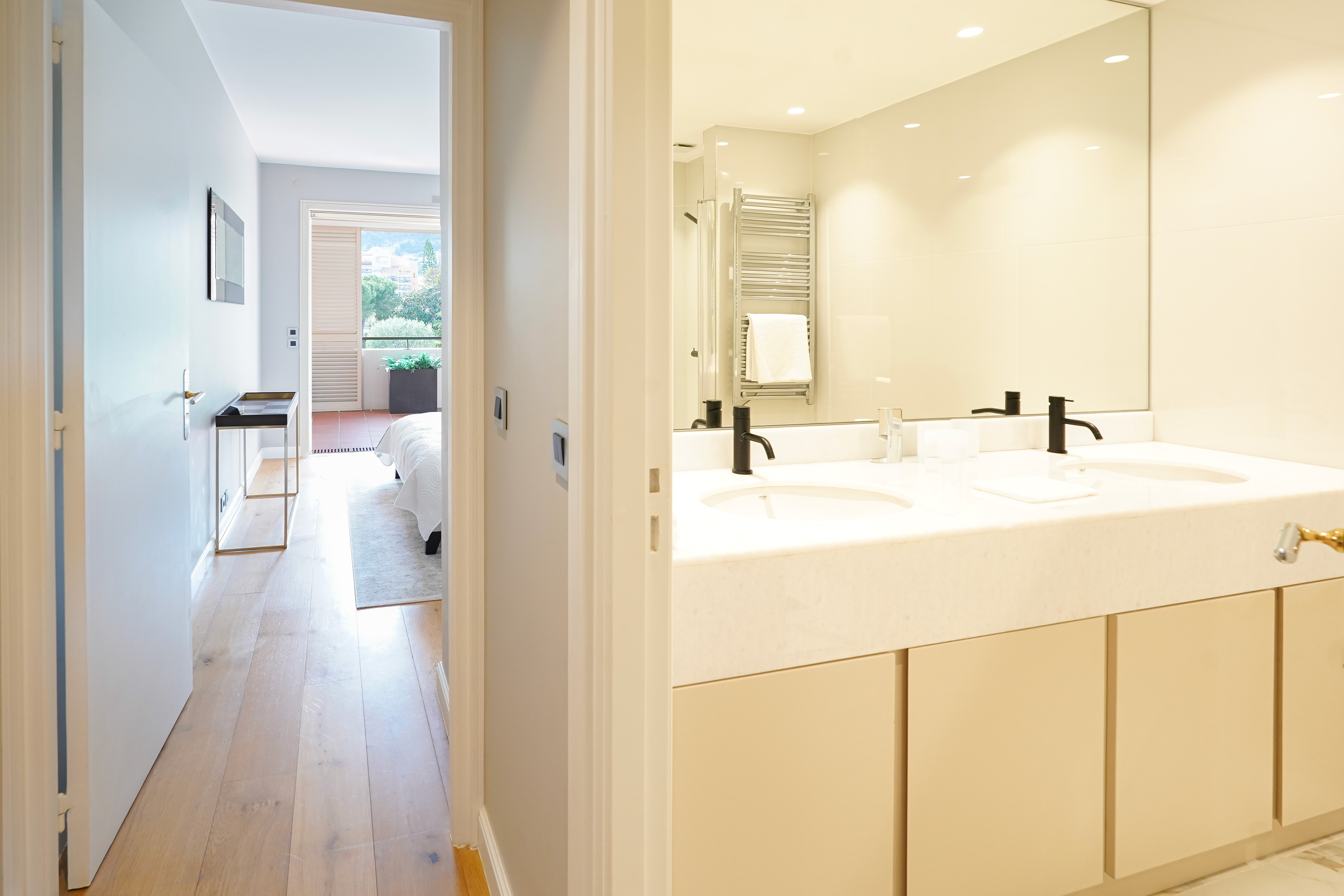 1c672_couloir-chambre-2-barnes-valeri-agency-monaco-1776689954.jpg