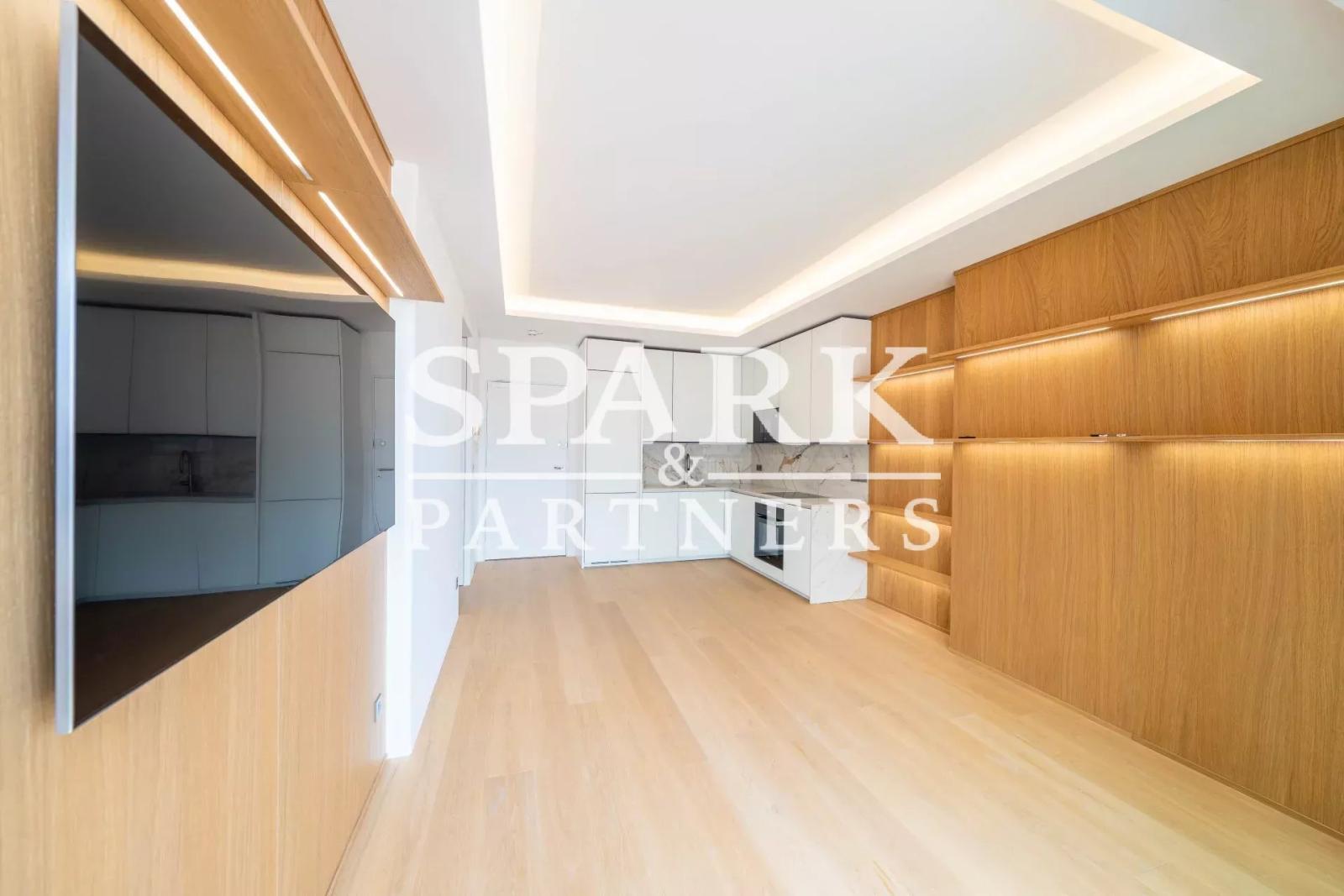 Superbe appartement de 2 pièces entièrement rénové