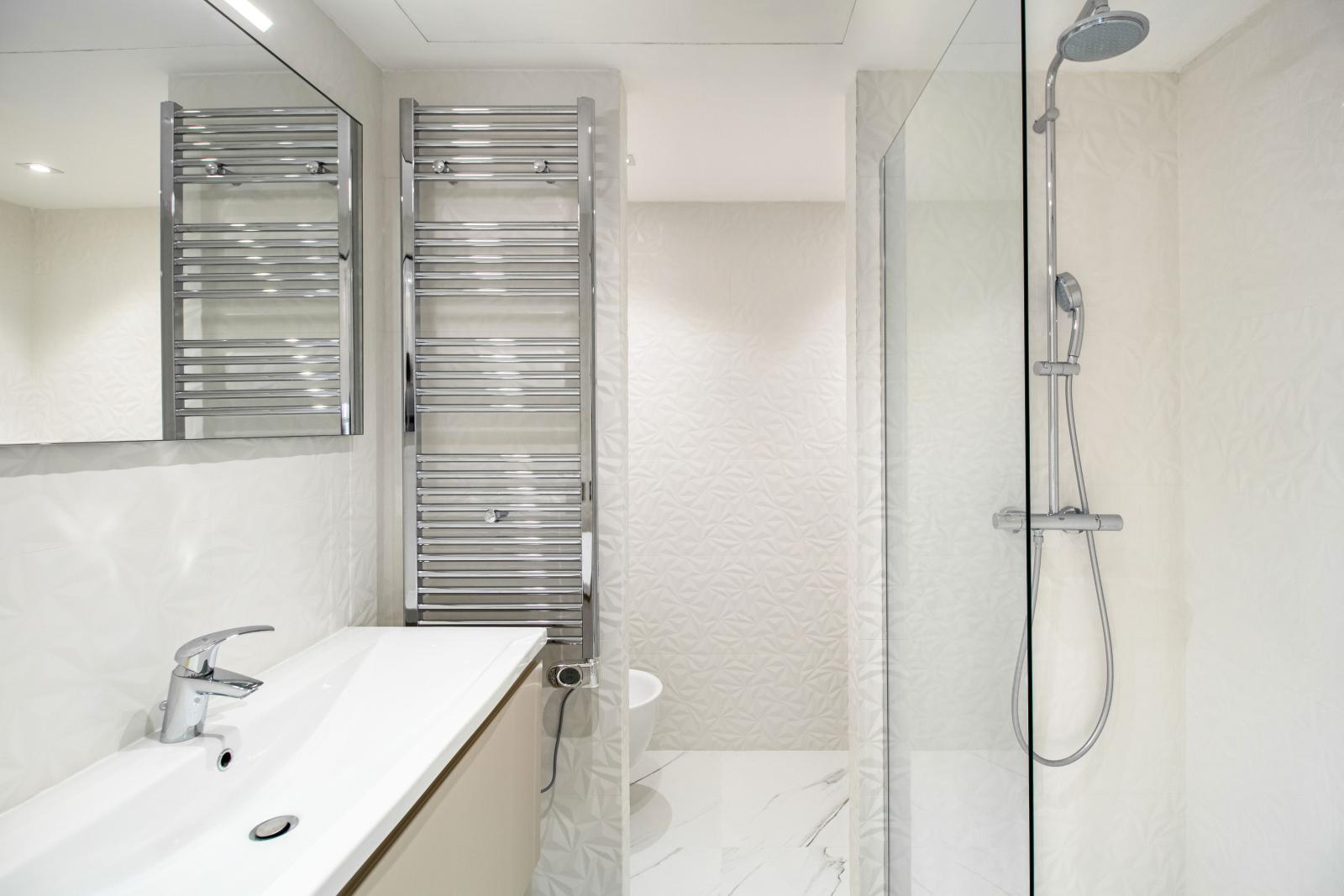Le Continental: Appartement de 2 pièces meublé entièrement rénové