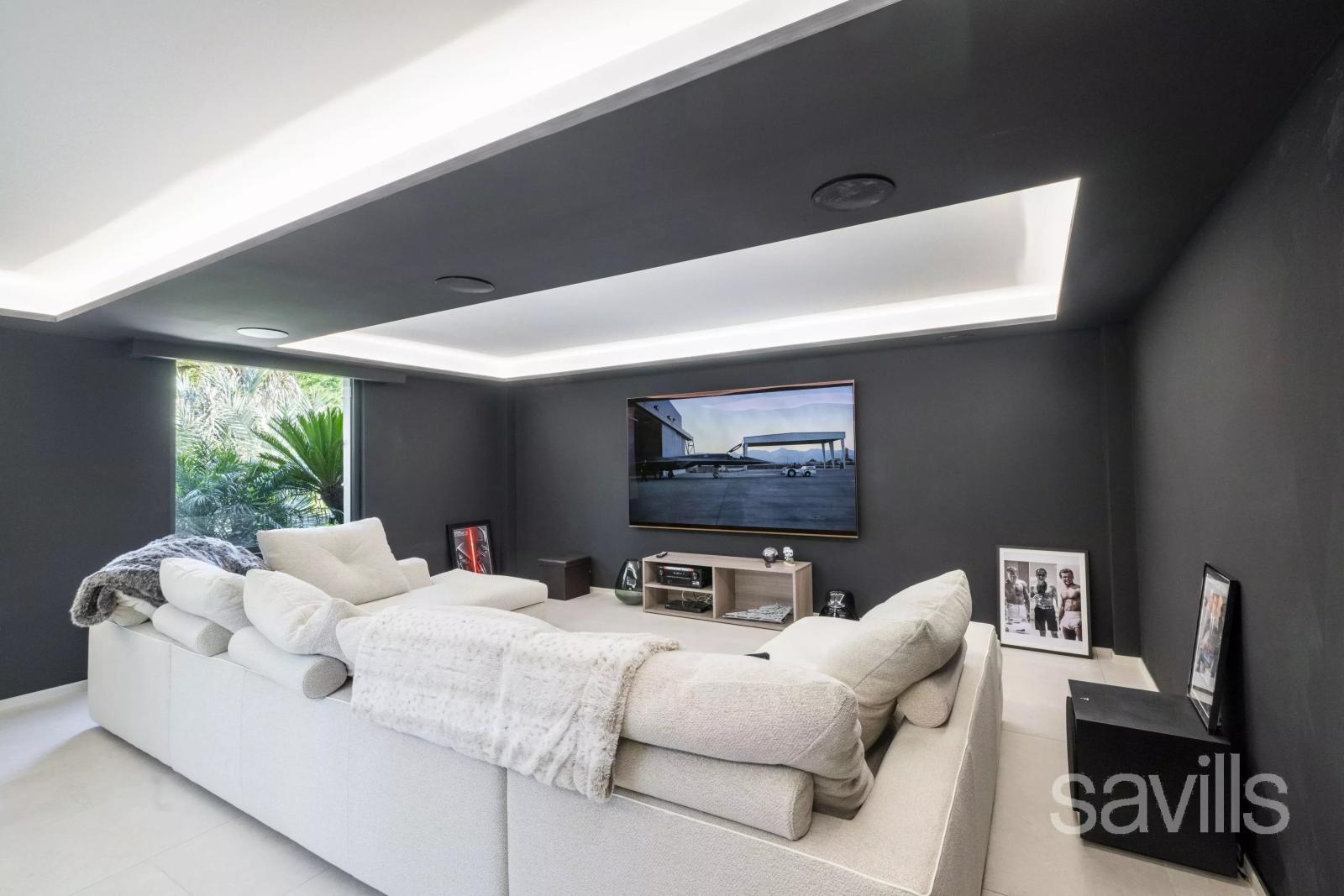 Élégante villa contemporaine au cœur des Parcs de Mougins