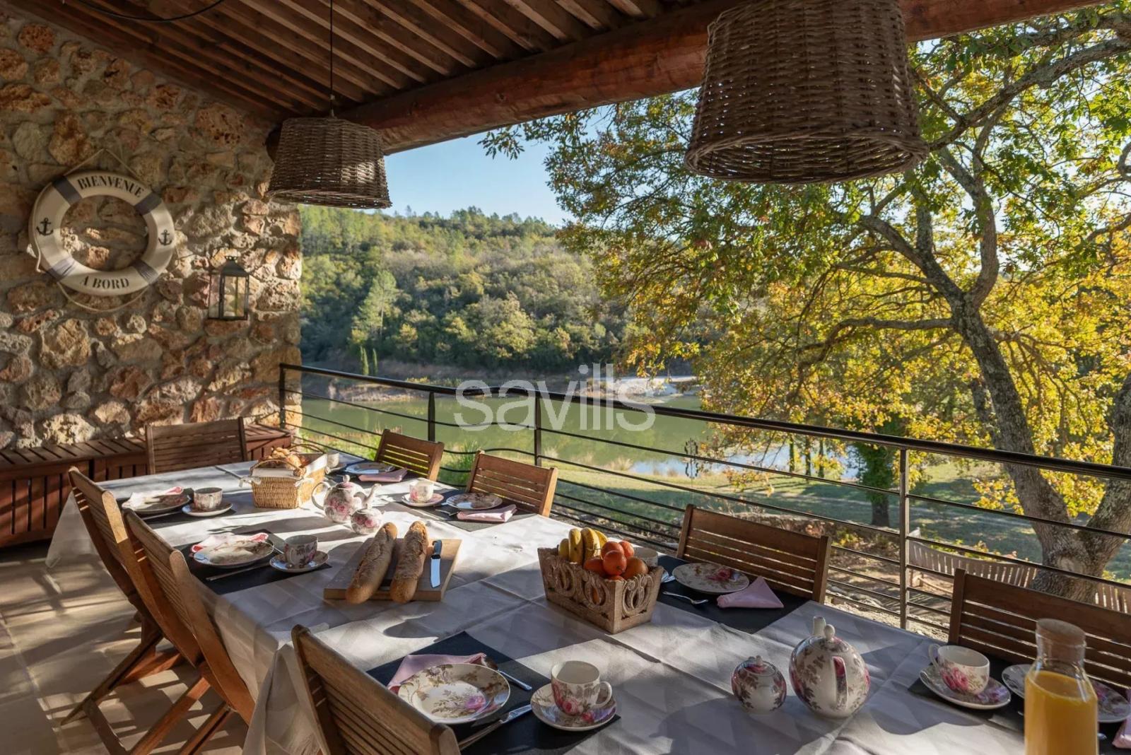 Domaine de caractère avec 9 chambres, cottage indépendant et loisirs