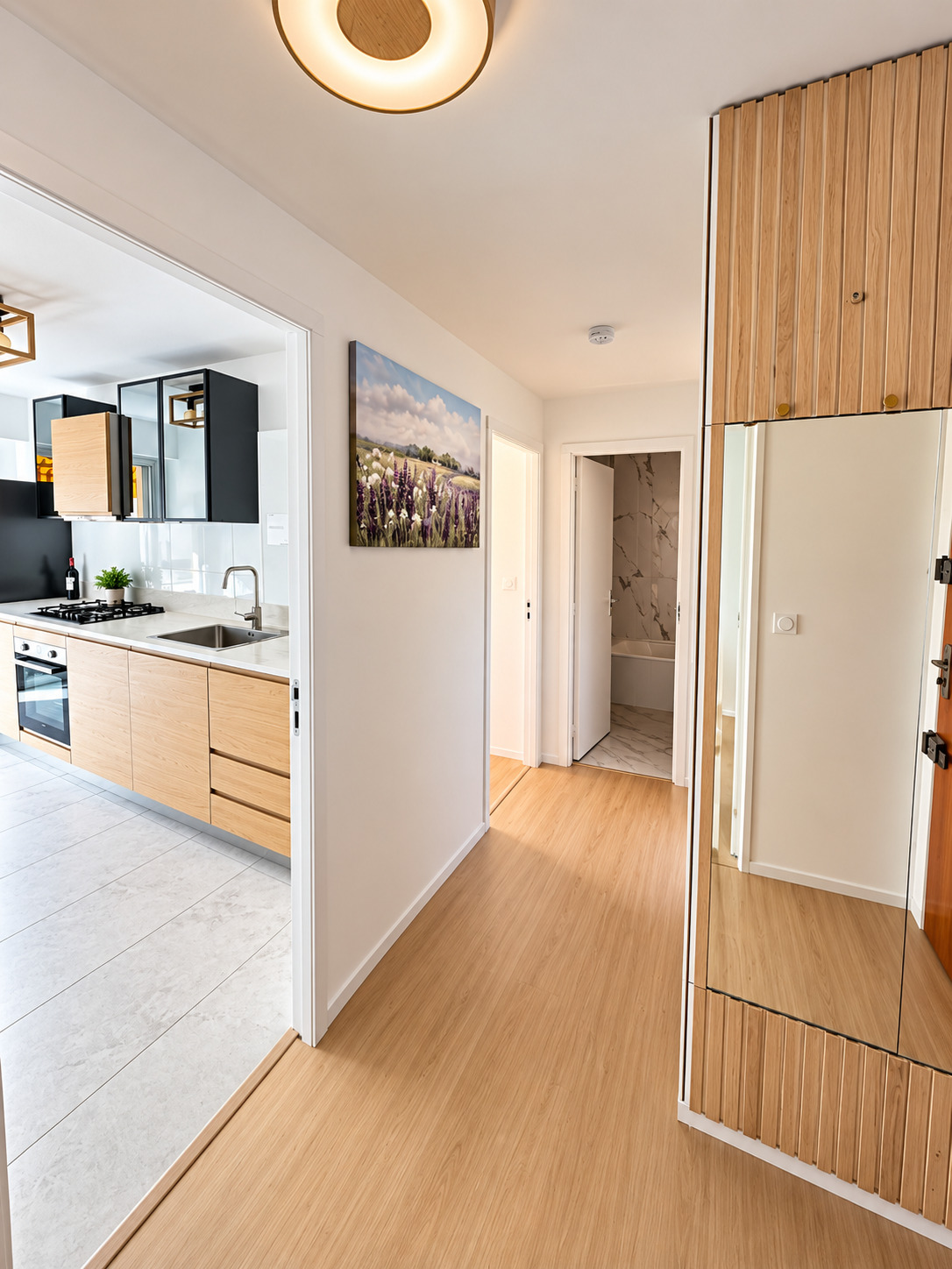 1fd53_entree-scandinave-avec-cuisine-ouverte-1792482747.jpg