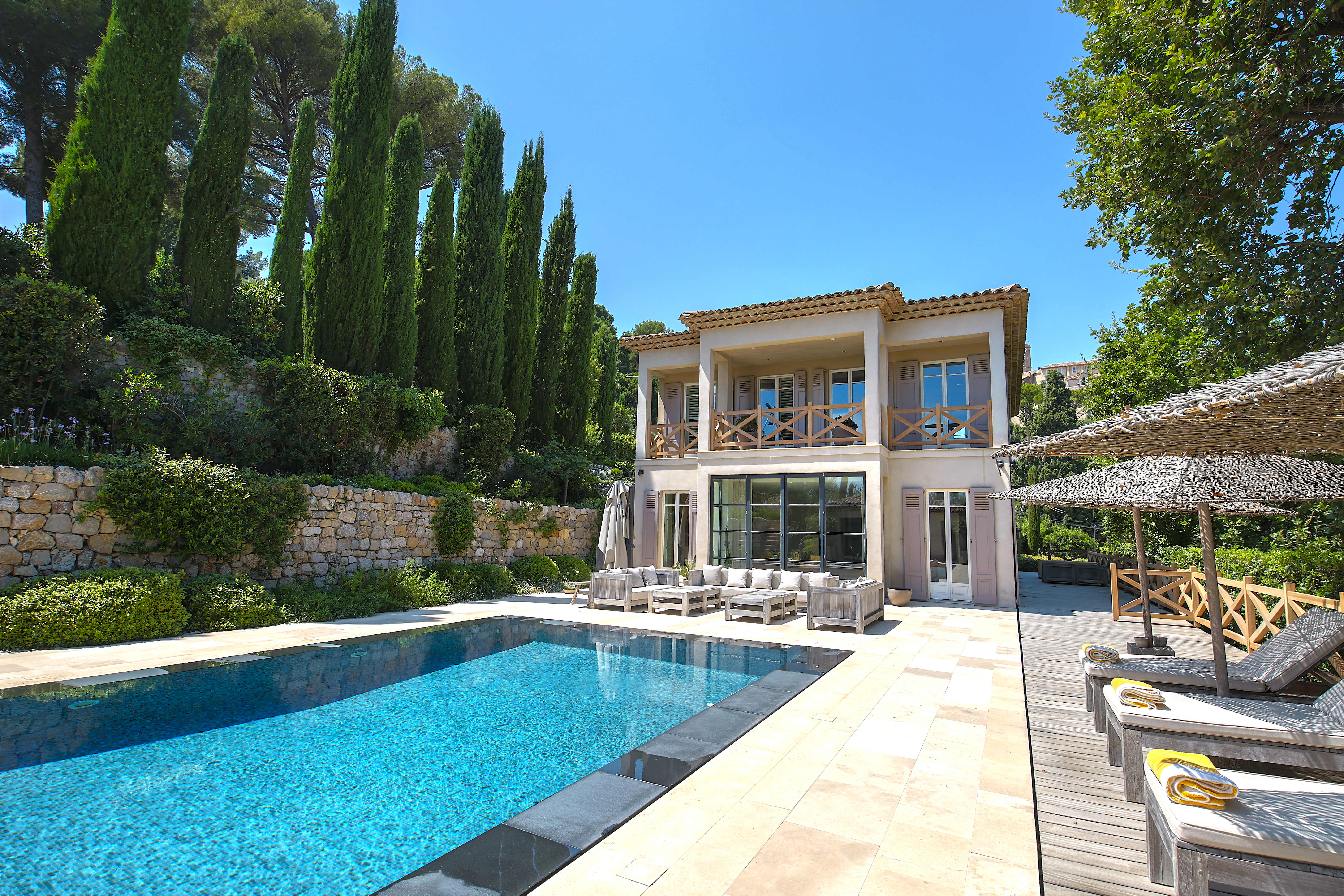 2220b_villa-mougins02-1726749111.jpg