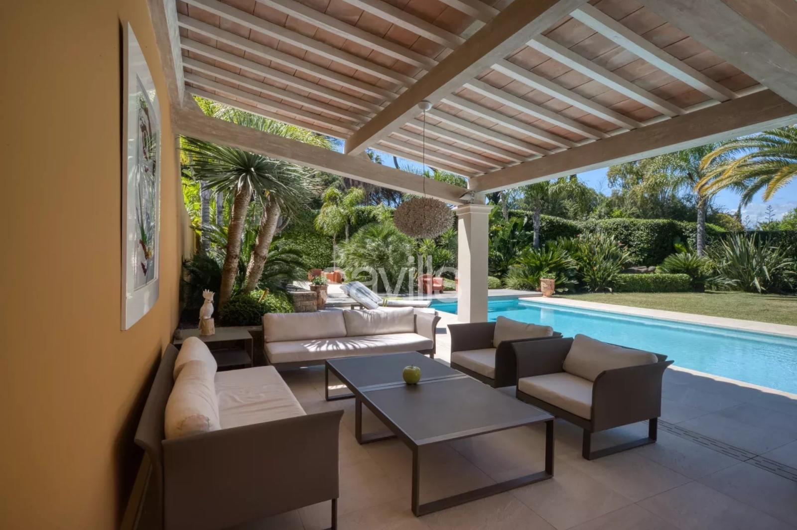 Villa 4 chambres avec piscine – À deux pas de Saint-Tropez