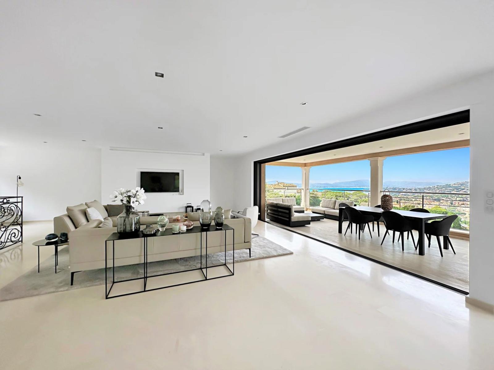 Villa vue mer à vendre au Sémaphore à Sainte-Maxime