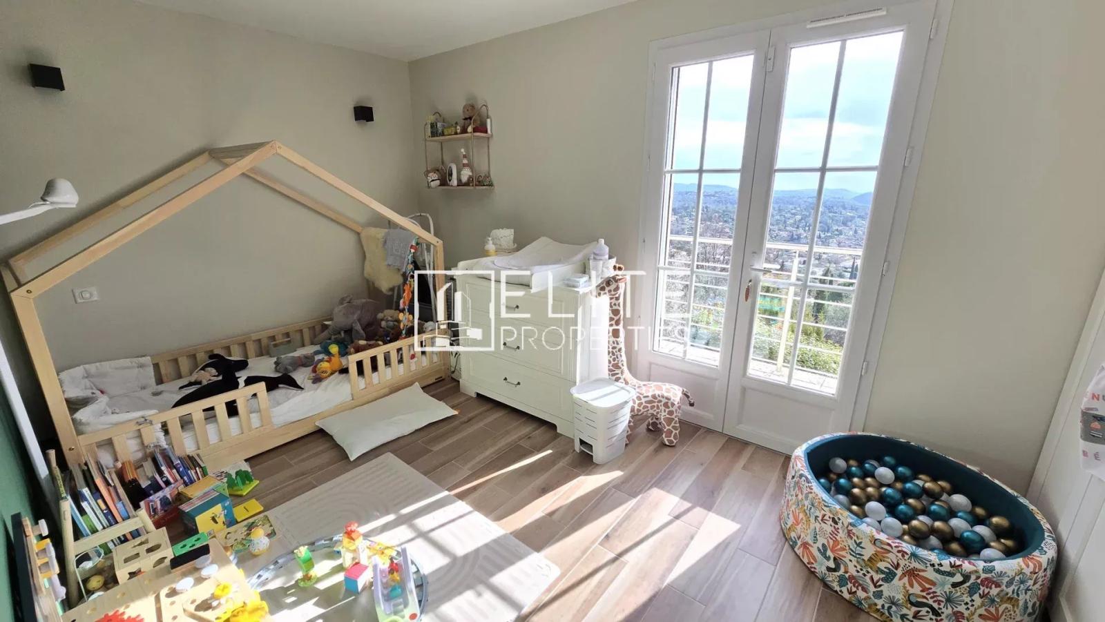 MAISON 6 PIÈCES DE 146 m² – VUE PANORAMIQUE MER & PISCINE – CABRIS