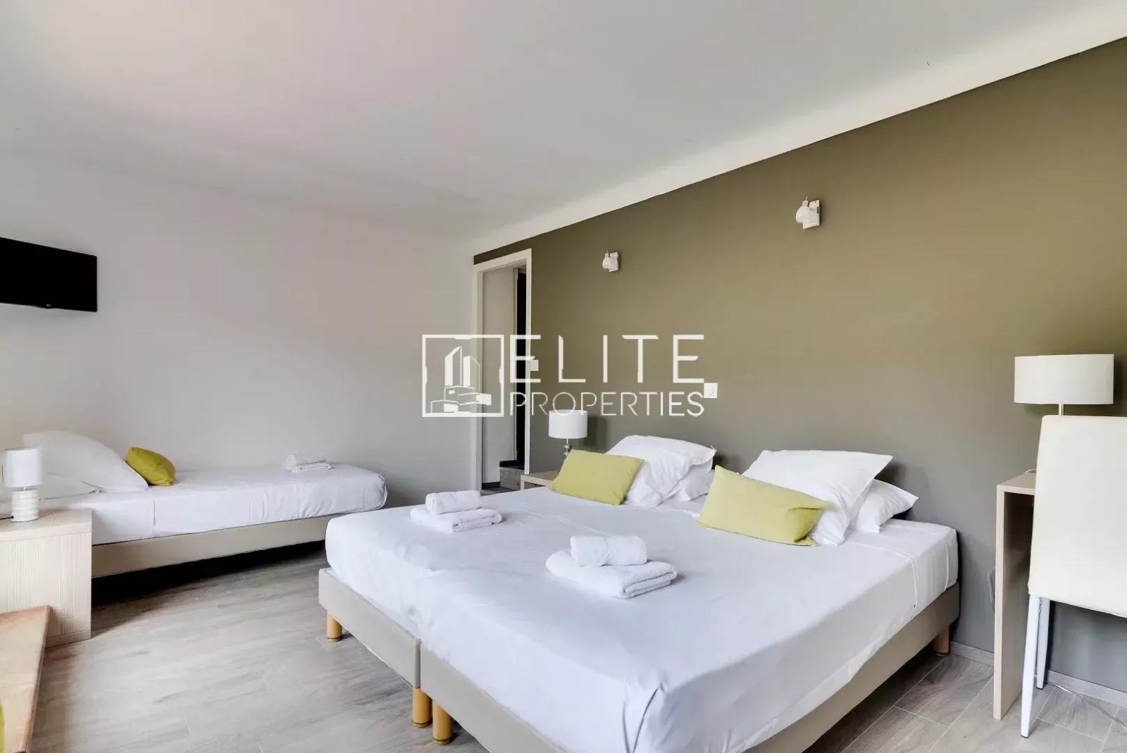 Proximité de Grasse | Hôtel rénové