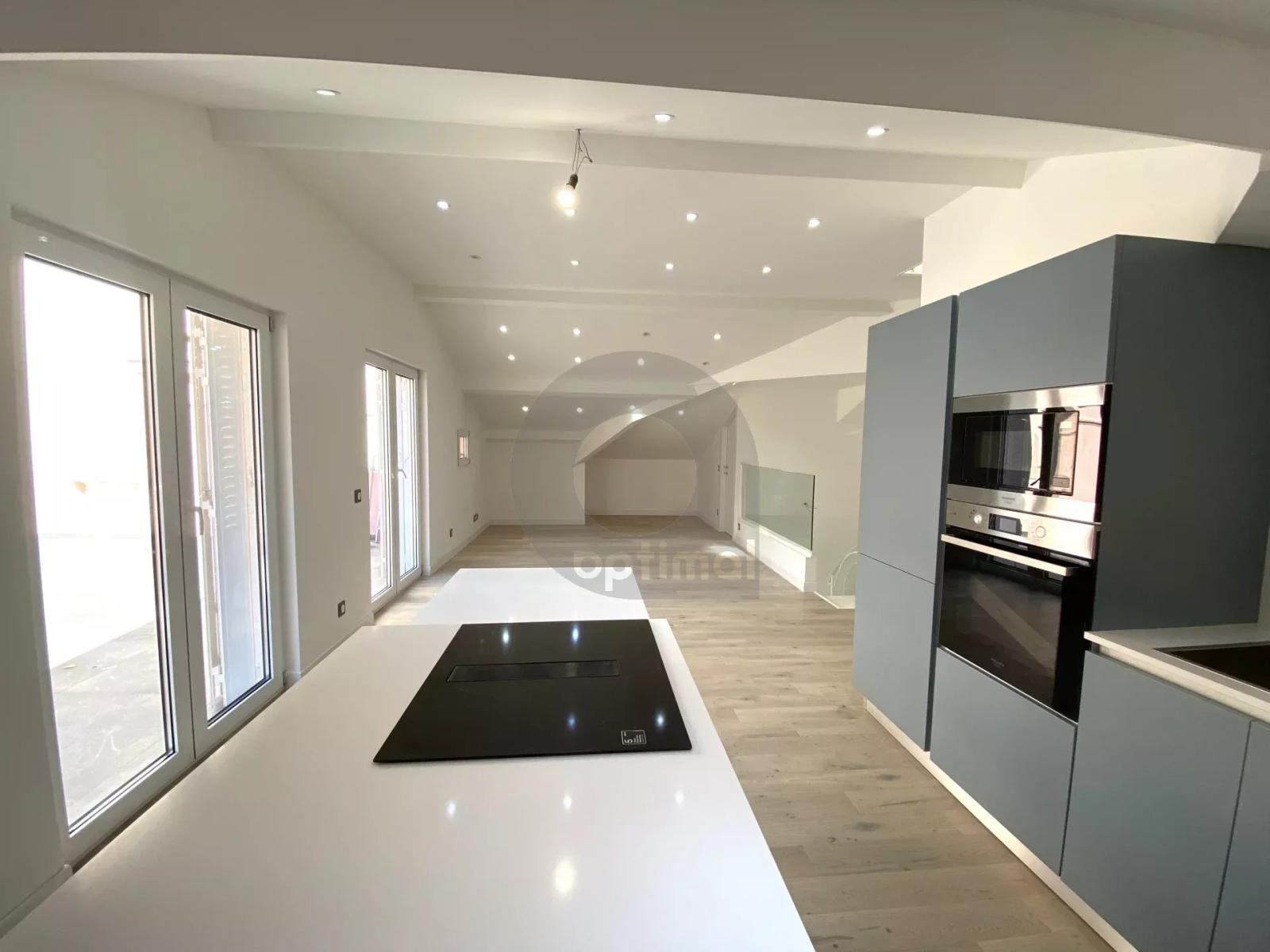 A VENDRE MENTON CENTRE 3P DERNIER ETAGE 62M2 AVEC TERRASSE  38M2